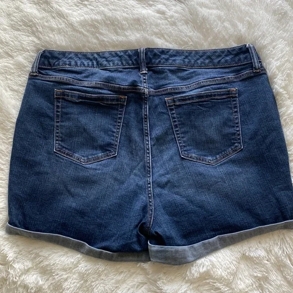 Torrid Denim FIRST AT FIT Shorts - Picture 3 of 11